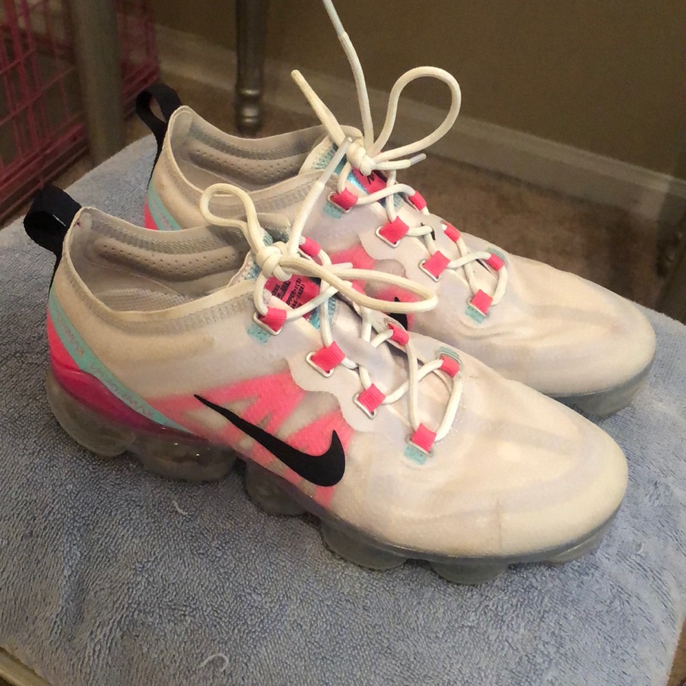 Nike Vapor Max size 8.5 Womens